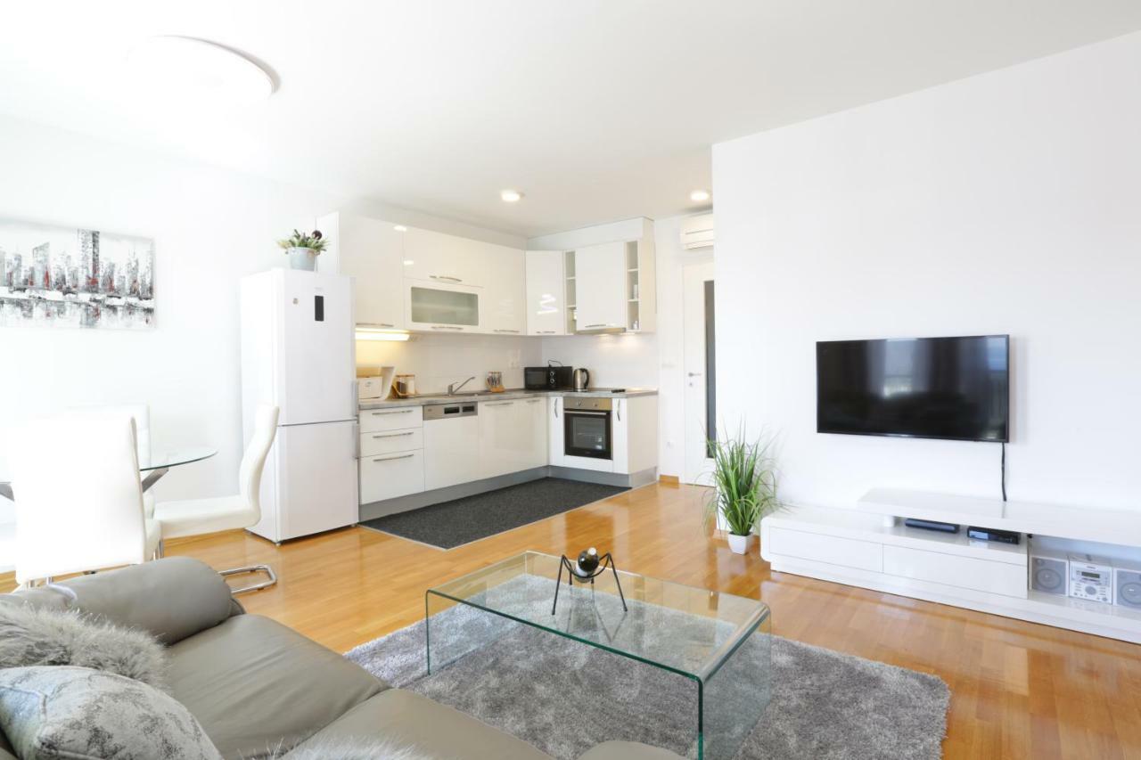 Apartment Rio Подстрана Екстериор снимка